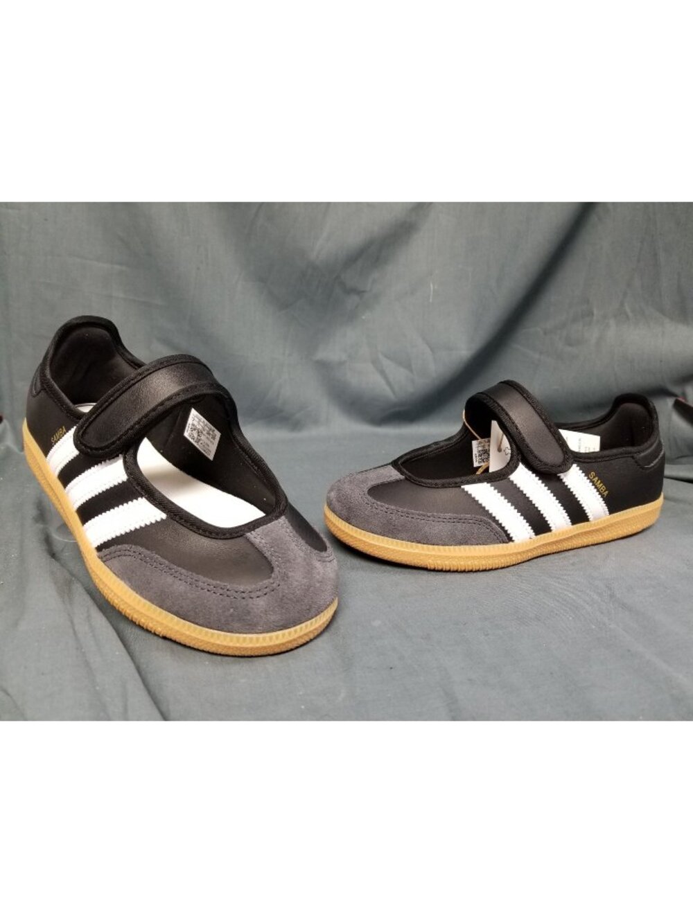 Adidas Samba Jane C Sneakers Black White Gum LA1395 Girls Size 2 NEW NO BOX !